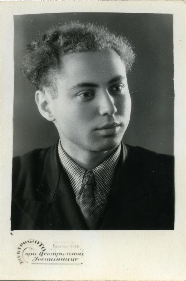 זלי לוסוס, איקוטסק, סיביר, 1948 בקירוב