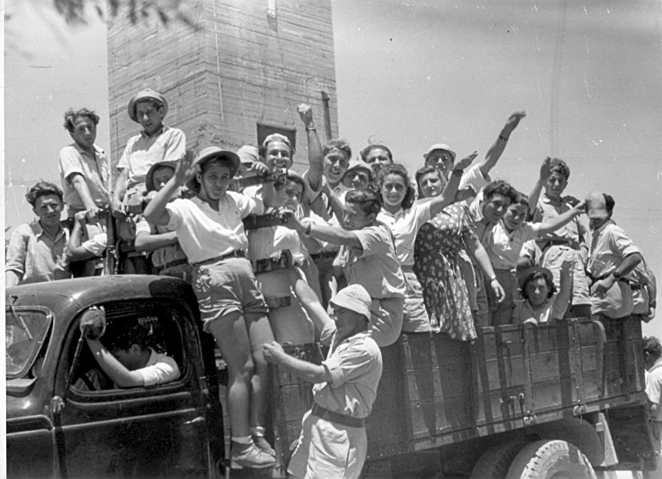 Youth Aliyah members in Kibbutz "Buchenwald" (later - Netzer Sereni), Eretz Israel, 1940-1950 Youth Aliyah members in Kibbutz "Buchenwald" (later - Netzer Sereni), Eretz Israel, 1940-1950