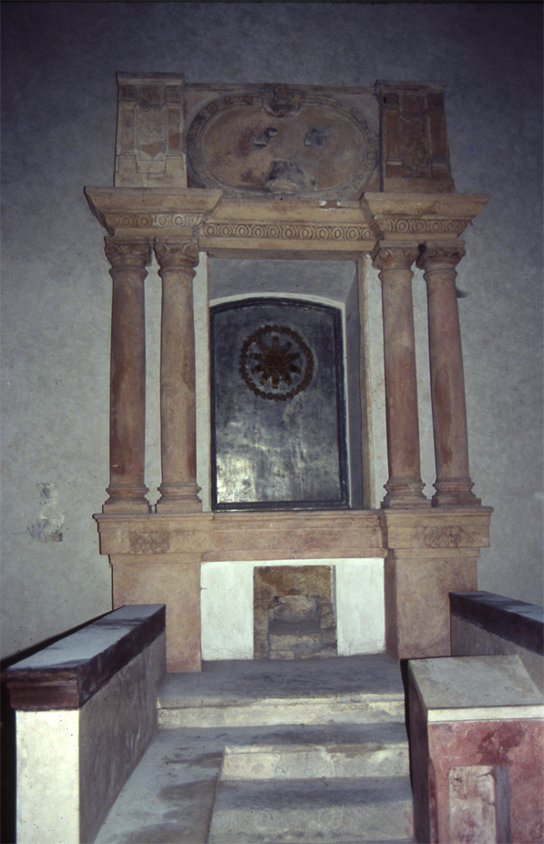 Pinkas Synagogue (internal view), Prague, Czech Republic, 1992 Pinkas Synagogue (internal view), Prague, Czech Republic, 1992