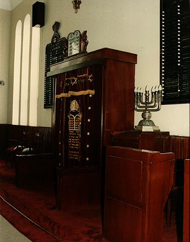 ארון הקודש, בית הכנסת, קיטו, אקוודור, 1984