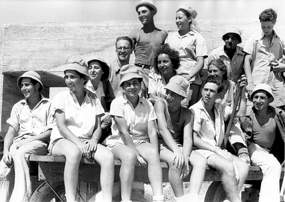 Youth Aliyah members in Kibbutz "Buchenwald" (later - Netzer Sereni), Eretz Israel, 1940-1950 Youth Aliyah members in Kibbutz "Buchenwald" (later - Netzer Sereni), Eretz Israel, 1940-1950